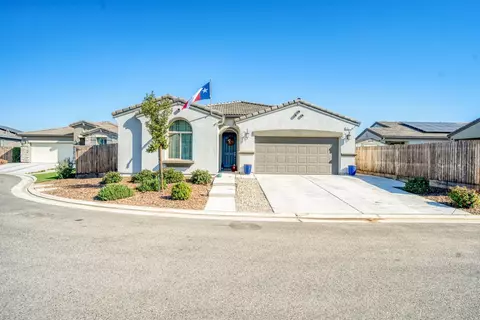 937 Lindsay Ln, Clovis, CA 93619 photo 1