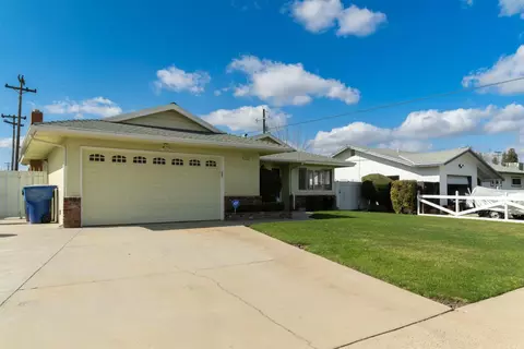 1431 George Ave, Sanger, CA 93657 photo 1