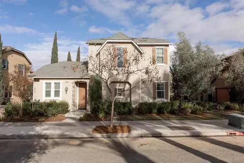 4037 Harlan Ranch Blvd, Clovis, CA 93619 photo 1