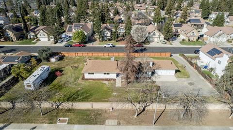 2054 Calimyrna Ave, Clovis, CA 93611 photo 1