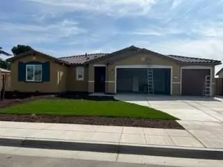 847 E La Crosse Ave, Fowler, CA 93625