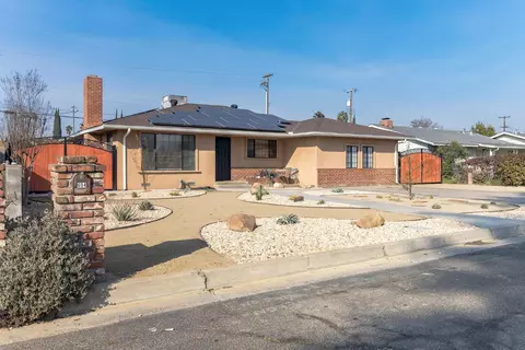 604 Williams Ave, Madera, CA 93637 photo 1