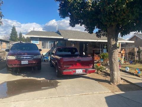416 Morton Ave, Sanger, CA 93657 photo 1