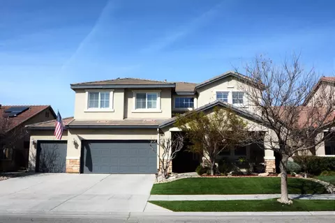 547 Everglade Ave, Clovis, CA 93619 photo 1