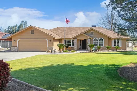 12703 Mesa Dr, Madera, CA 93636 photo 1