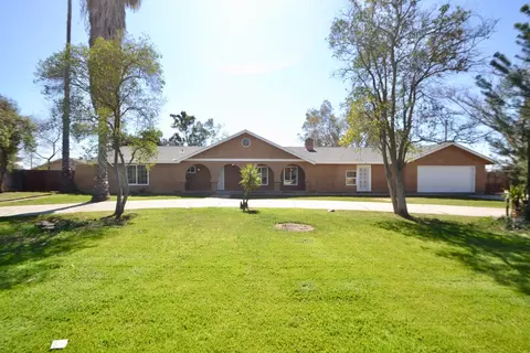 37304 Berkshire Dr, Madera, CA 93636 photo 1