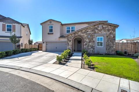 1060 Marengo Ave, Clovis, CA 93619 photo 1