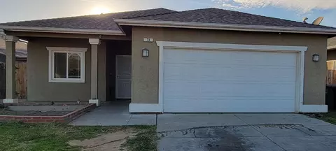78 Wallace Ave, Madera, CA 93638 photo 1