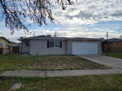 1221 Rogers St, Madera, CA 93638 photo 1