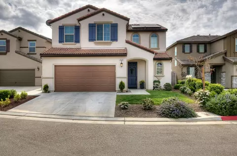 3570 Taylor Ln, Clovis, CA 93619 photo 1