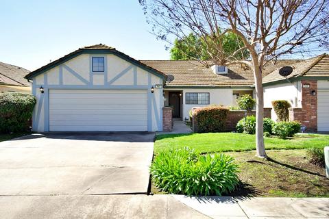 642 W Stuart Ave, Clovis, CA 93612 photo 1