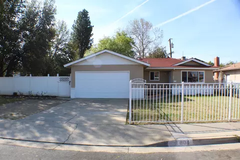 804 W Rialto Ave, Clovis, CA 93612 photo 1