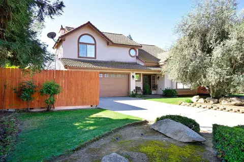 258 W Athens Ave, Clovis, CA 93611 photo 1