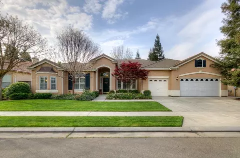 644 Heritage Ave, Clovis, CA 93619 photo 1