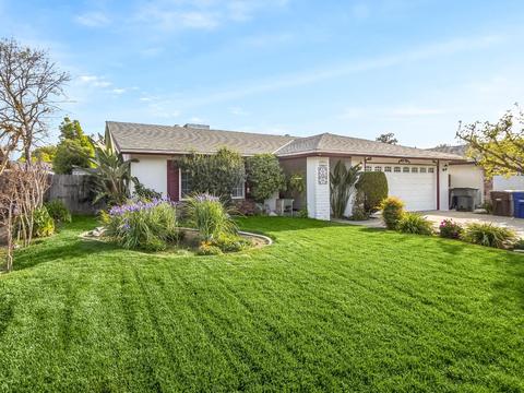 2397 4th St, Sanger, CA 93657 photo 1