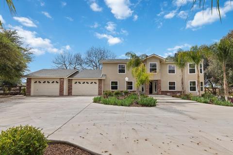 9683 N Stanford Ave, Clovis, CA 93619 photo 1