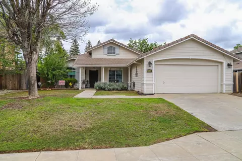 1554 Hanson Ave, Clovis, CA 93611 photo 1