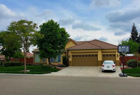 764 Heritage Ave, Clovis, CA 93619 photo 1