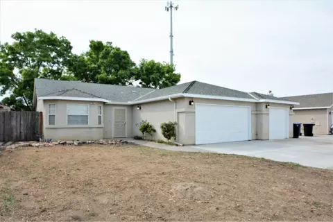 455 Westgate Pl, Lemoore, CA 93245 photo 1