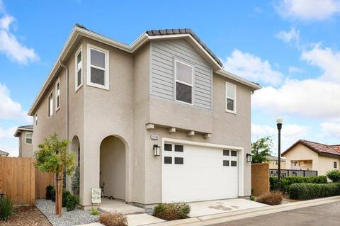 3738 Highclere Way, Clovis, CA 93619 photo 1