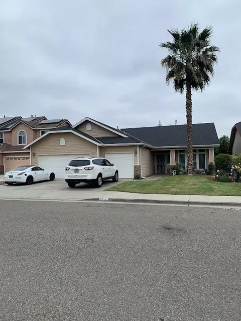 2641 Rall Ave, Clovis, CA 93611 photo 1