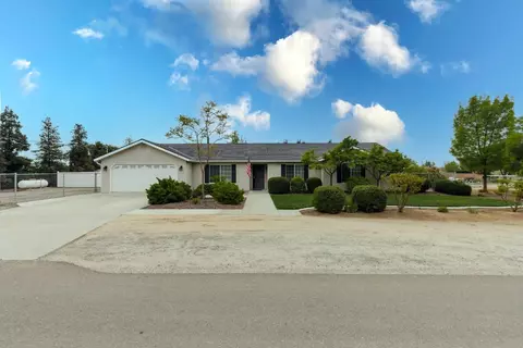 35660 John Albert Dr, Madera, CA 93636 photo 1