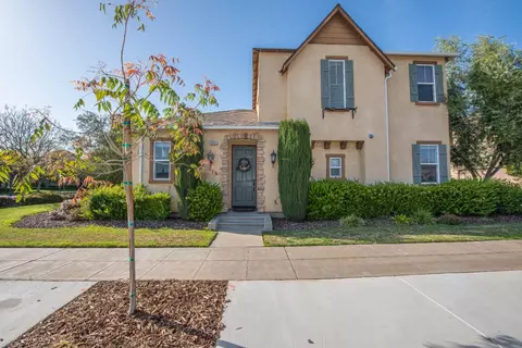 3901 Harlan Ranch Blvd, Clovis, CA 93619 photo 1