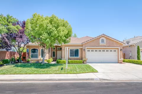 1853 N Carolina Ave, Clovis, CA 93619 photo 1