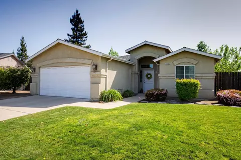2015 Golden Ave, Clovis, CA 93611 photo 1