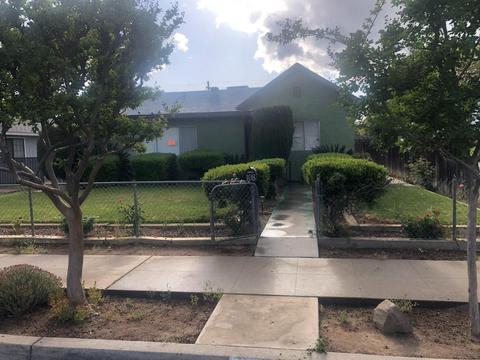 108 Acacia Ave, Clovis, CA 93612 photo 1
