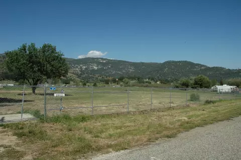 28910 Sandpiper Rd, Tollhouse, CA 93667