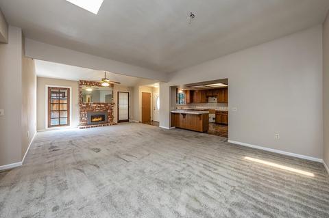 1017 Valley Way, Madera, CA 93637 photo 1