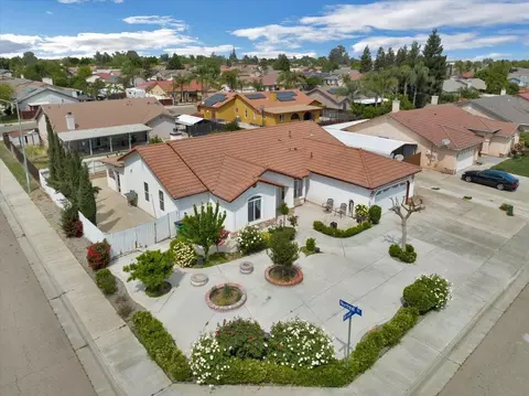 3645 Bryan St, Selma, CA 93662 photo 1