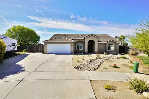 788 Crescent Ct, Lemoore, CA 93245 photo 1