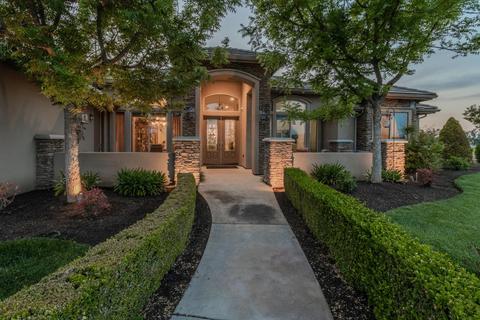 12310 E Cortland Ave, Sanger, CA 93657 photo 1