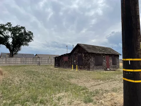 1239 E K Ave, Visalia, CA 93292 photo 1