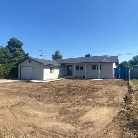 226 Mitchell Ave, Clovis, CA 93612 photo 1