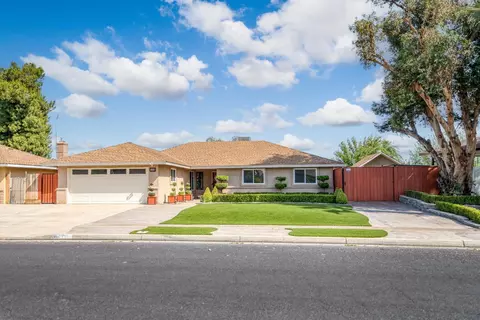 1805 Riverview Dr, Madera, CA 93637 photo 1