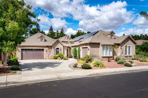 151 W Jordan Ave, Clovis, CA 93611 photo 1