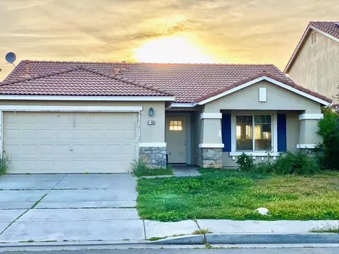1160 Hazelnut Ln, Madera, CA 93637 photo 1