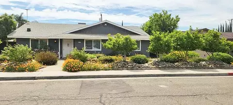 15205 W El Mar Ln, Kerman, CA 93630 photo 1