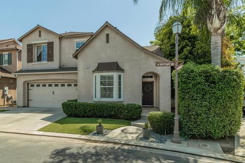 790 W Brittany Ln, Clovis, CA 93619 photo 1