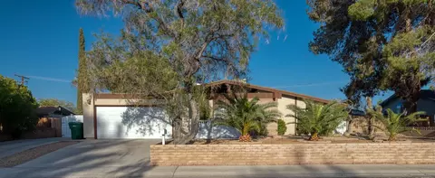 640 Peg St, Ridgecrest, CA 93555 photo 1