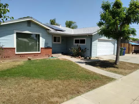 925 E North Way, Dinuba, CA 93618 photo 1