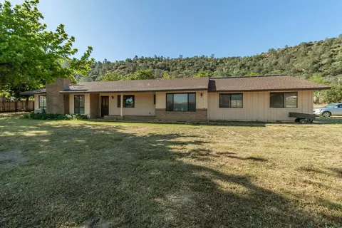 27426 Twin Ponds Rd, Clovis, CA 93619 photo 1