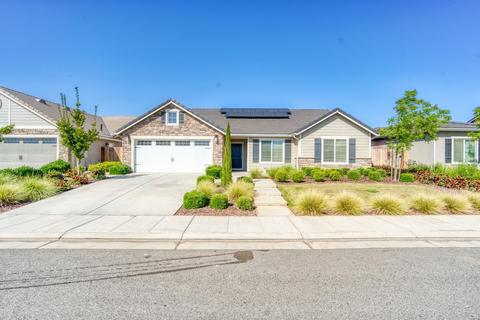 447 S Crescent Ln, Madera, CA 93636 photo 1