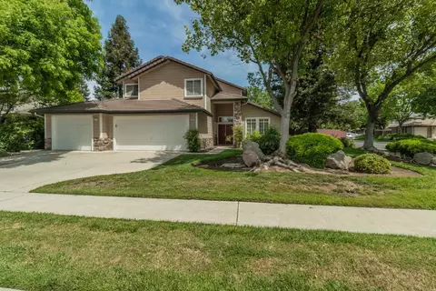 1761 Cromwell Ave, Clovis, CA 93611 photo 1