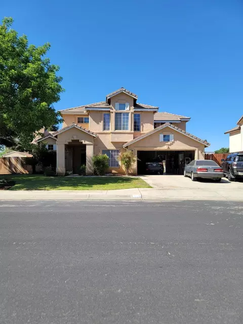1947 Goshen Ave, Clovis, CA 93611 photo 1