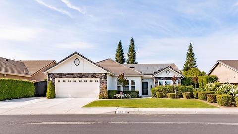 1467 Bedford Ave, Clovis, CA 93611 photo 1