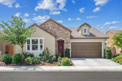 3840 Saginaw Ave, Clovis, CA 93619 photo 1